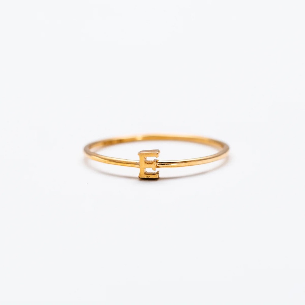 Catbird alphabet ring, 14K gold, letter ‘E,’ size 6